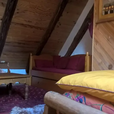 Du Bois De L'ours Vendégház